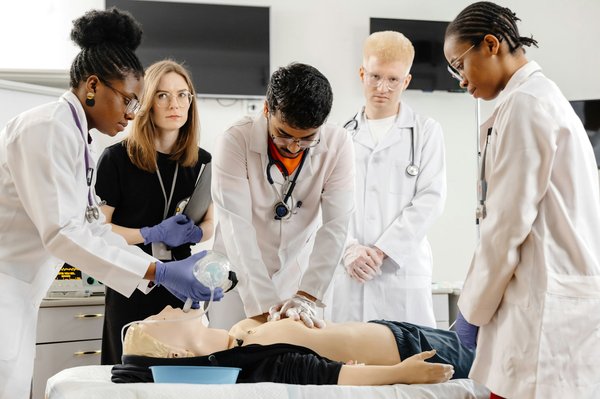 Matériel étudiant infirmier : trouvez le bon équipement chez kellyan